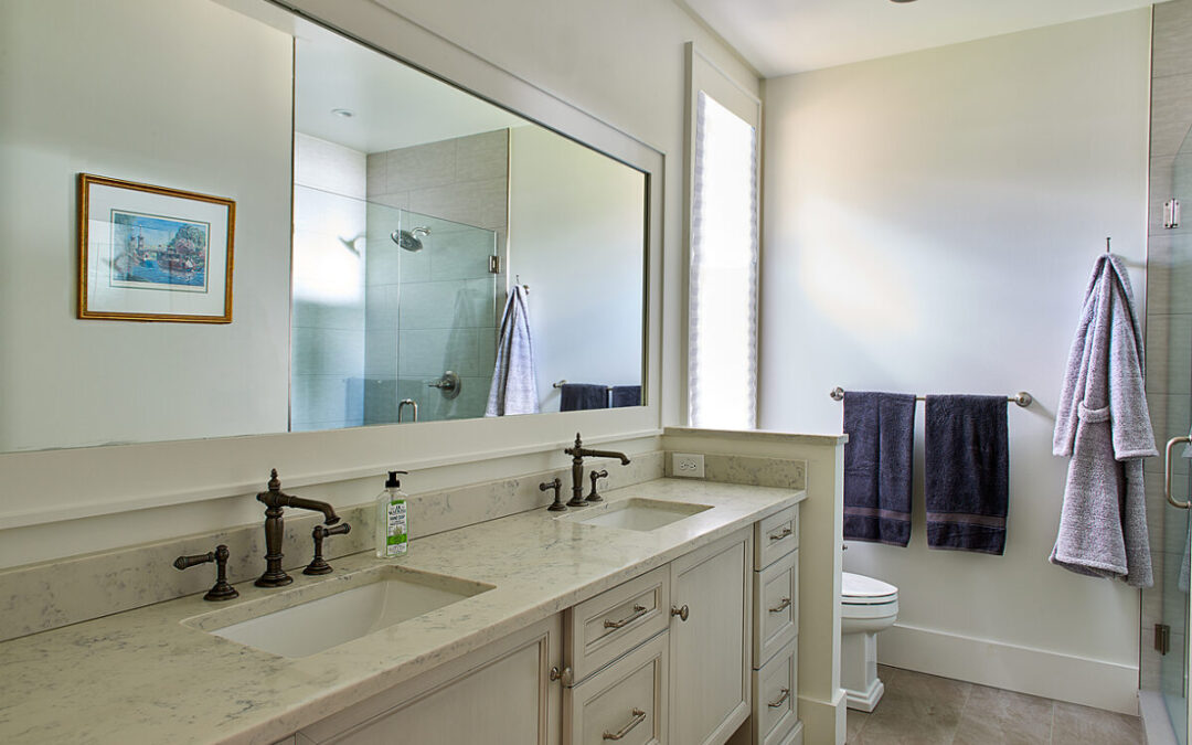 Stylish master bath